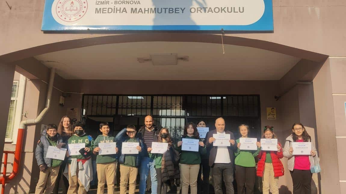 Bilge Kunduz Uluslararası Enformatik ve Bilgi İşlemsel Düşünme Etkinliği Kapsamında Öğrencilerimiz Belge Aldı 